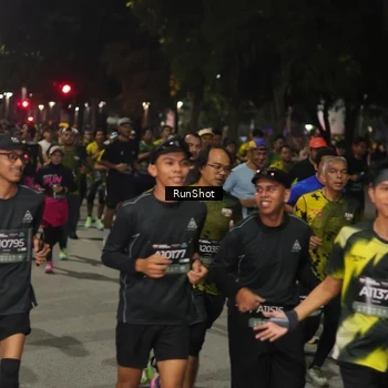 Runner Photo 7063015