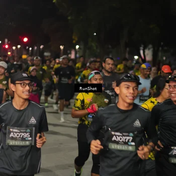 Runner Photo 7063030