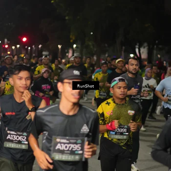 Runner Photo 7063032