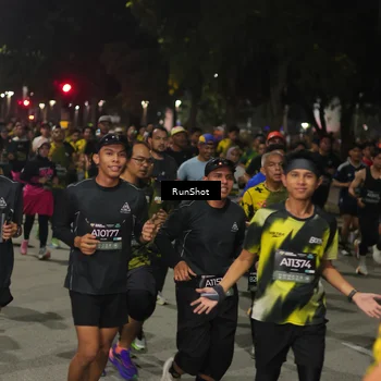 Runner Photo 7063037