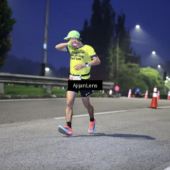 Runner Photo 7063046