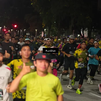 Runner Photo 7063059