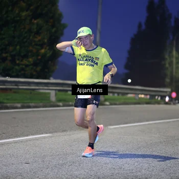 Runner Photo 7063065