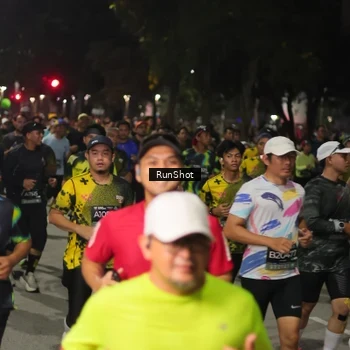 Runner Photo 7063066