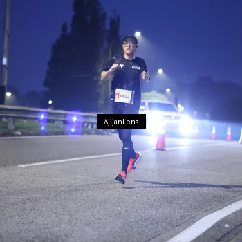 Runner Photo 7063068