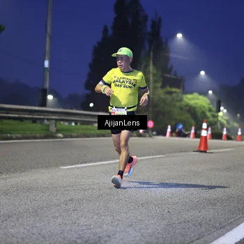 Runner Photo 7063069