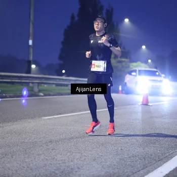Runner Photo 7063070