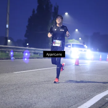 Runner Photo 7063072