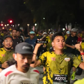 Runner Photo 7063075
