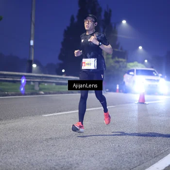 Runner Photo 7063082