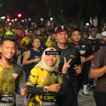 Runner Photo 7063104