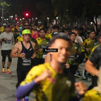 Runner Photo 7063106