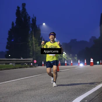 Runner Photo 7063114