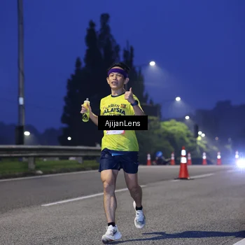 Runner Photo 7063120