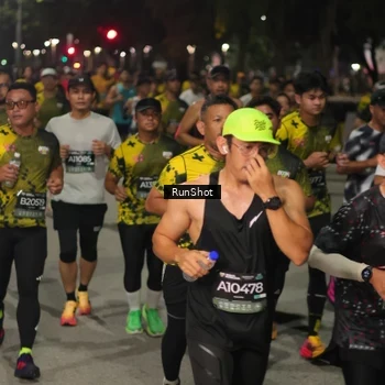 Runner Photo 7063125