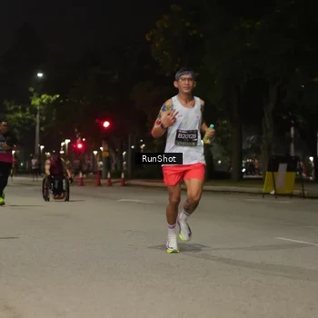 Runner Photo 7063126