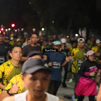 Runner Photo 7063153