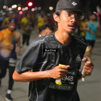Runner Photo 7063171