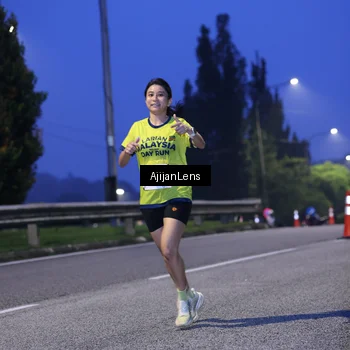 Runner Photo 7063172