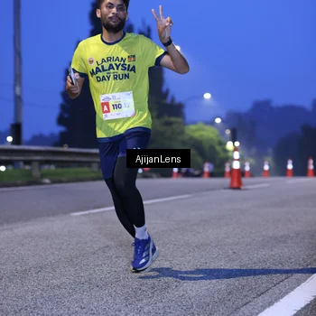 Runner Photo 7063213