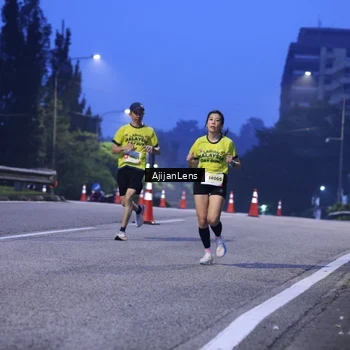 Runner Photo 7063216