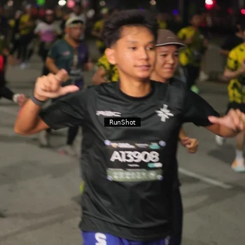Runner Photo 7063223