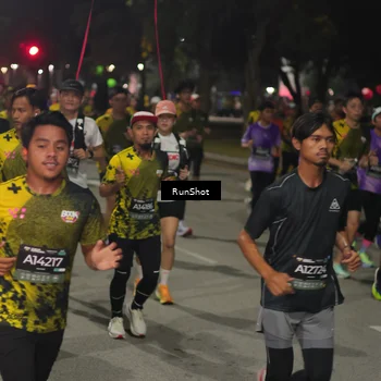 Runner Photo 7063277