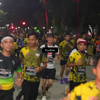 Runner Photo 7063285