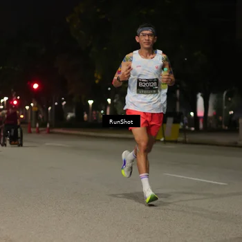 Runner Photo 7063293