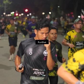 Runner Photo 7063332