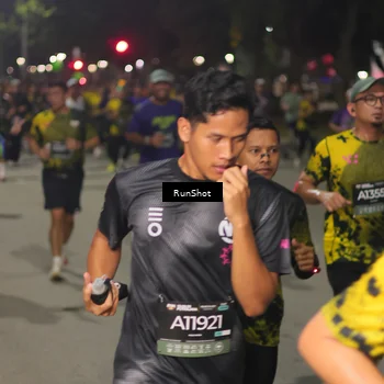 Runner Photo 7063337