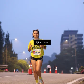 Runner Photo 7063344