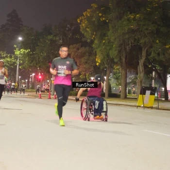 Runner Photo 7063357