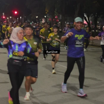 Runner Photo 7063362