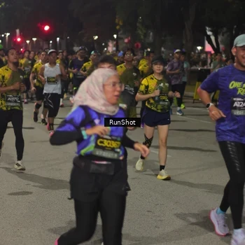 Runner Photo 7063367