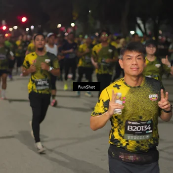 Runner Photo 7063383