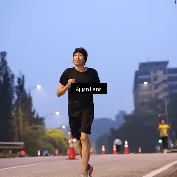 Runner Photo 7063386