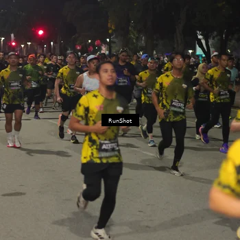 Runner Photo 7063390