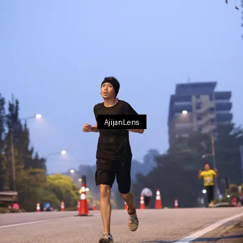 Runner Photo 7063395