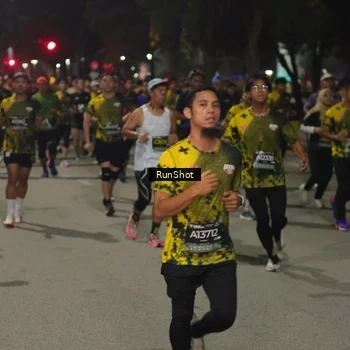 Runner Photo 7063398