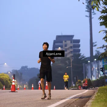 Runner Photo 7063410