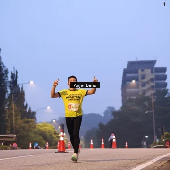 Runner Photo 7063413