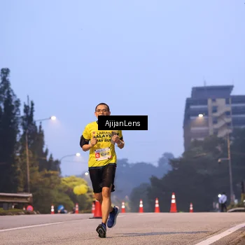Runner Photo 7063419