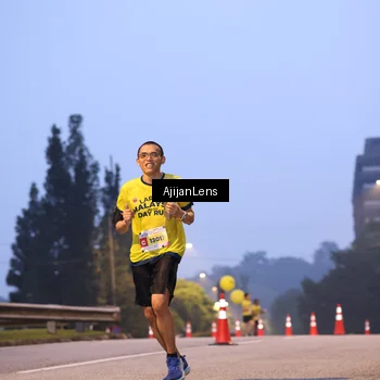 Runner Photo 7063425