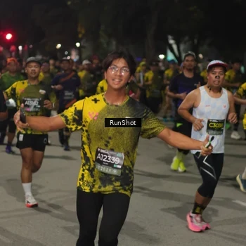 Runner Photo 7063430