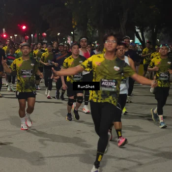 Runner Photo 7063434