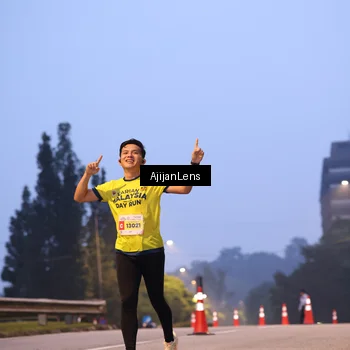 Runner Photo 7063436