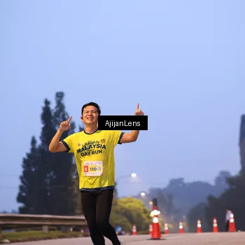 Runner Photo 7063437