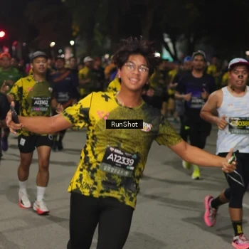 Runner Photo 7063453