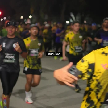 Runner Photo 7063454
